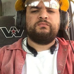 Meet your Posher, Andrew